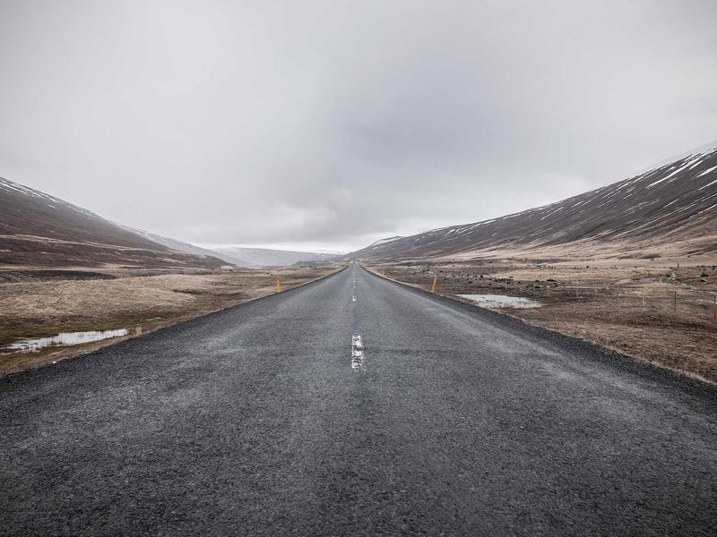 Княжий післанець прибув пізненько наші піс-ланці.